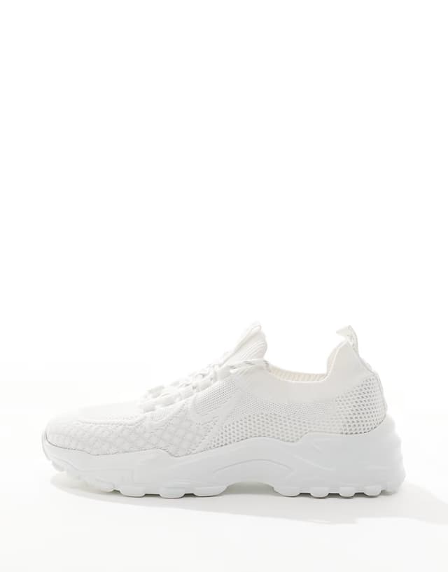 knitted lace-up