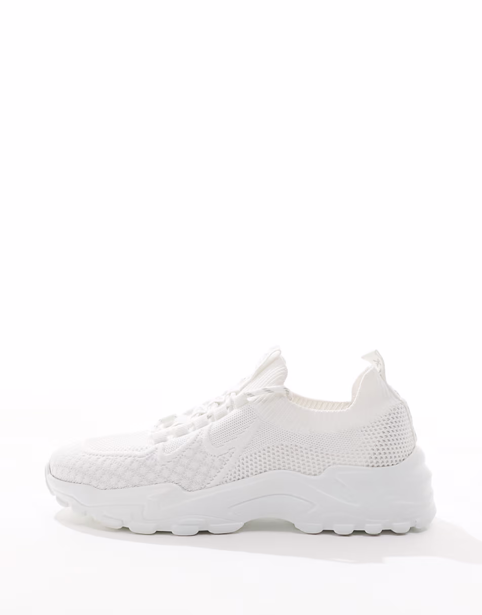 knitted lace-up
